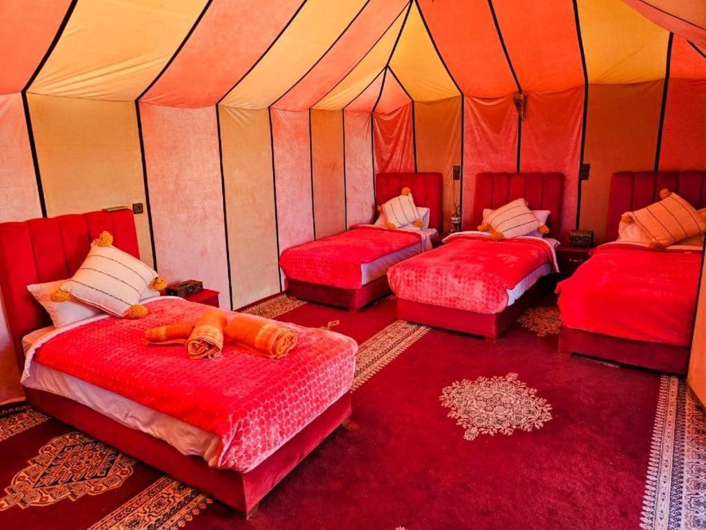 Blue Sky Luxury Camp Hotel Merzuga Kültér fotó